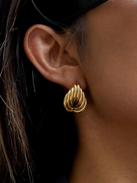 Ridged Teardrop Earring