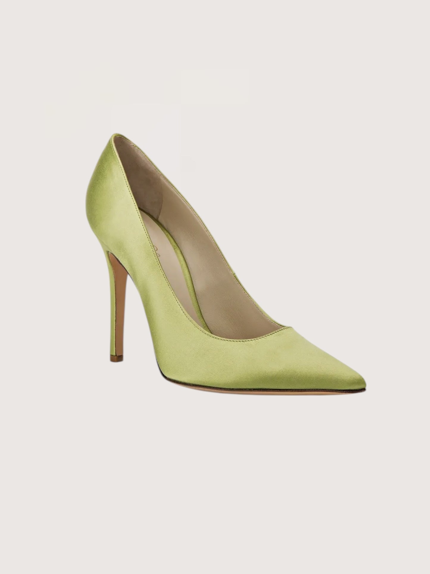 Kersen Satin Pump