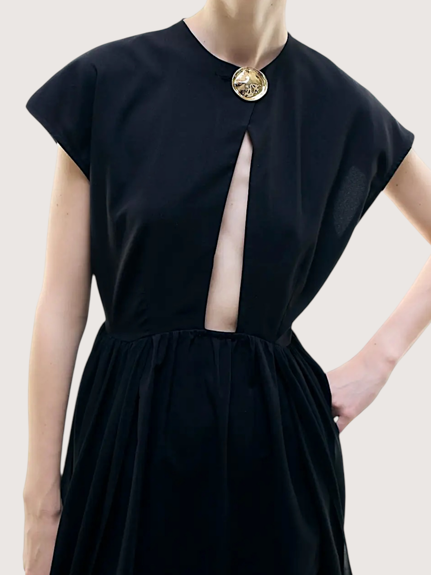 Lucia Keyhole Maxi Dress