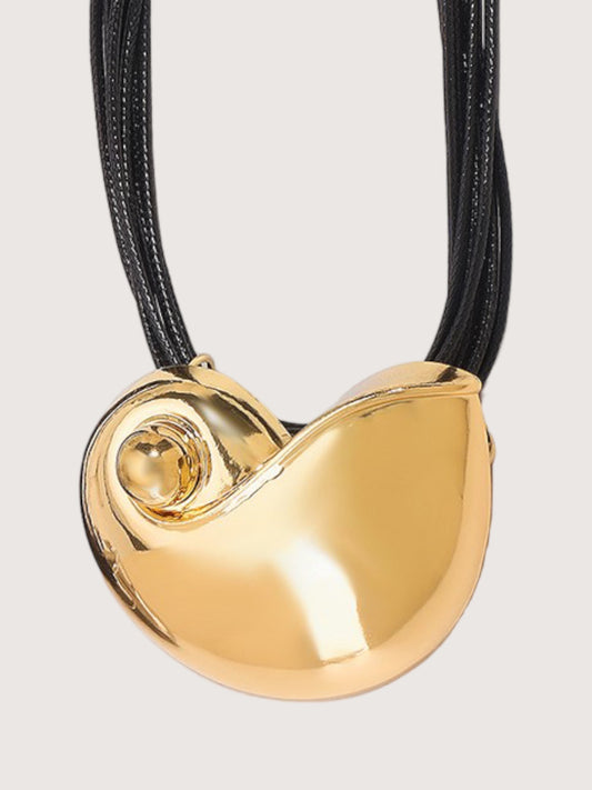 Large Conch Necklace | Gold