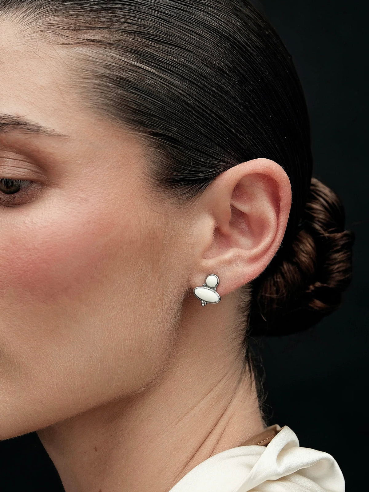 Romy Earring | White