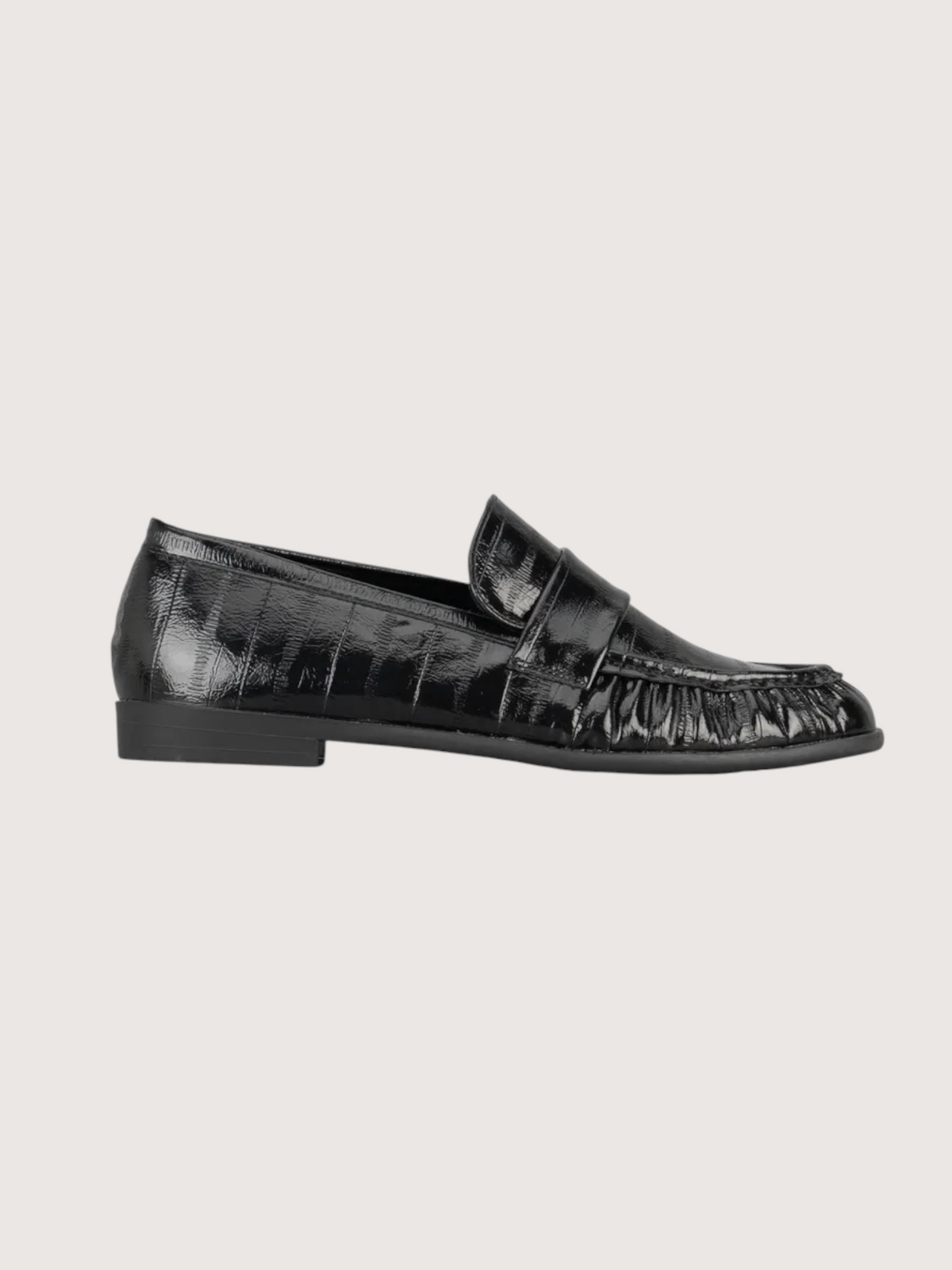 Franny Textured Loafer
