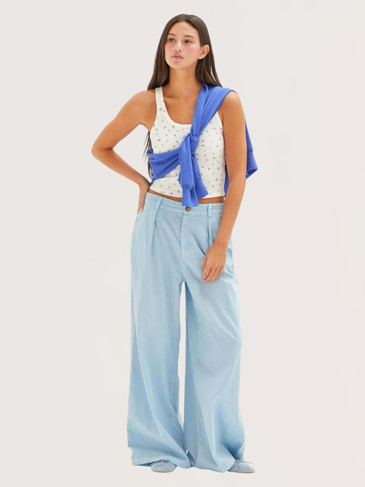 Wide Leg Baggy Trouser