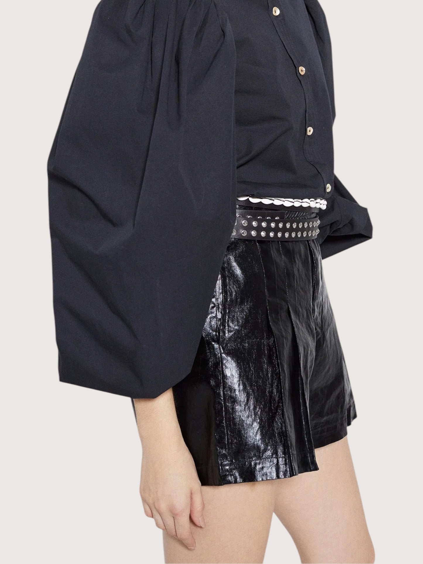 Frida Metallic Linen Short