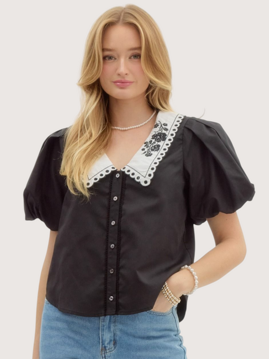 Embroidered Chelsea Collar Blouse