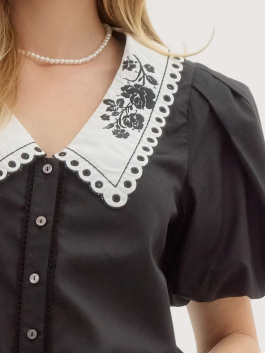 Embroidered Chelsea Collar Blouse