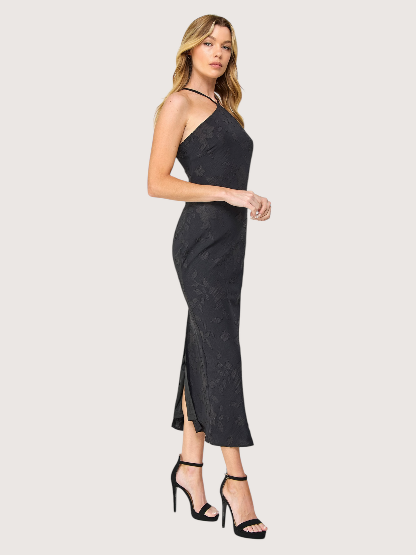 Halter Neck Maxi Dress