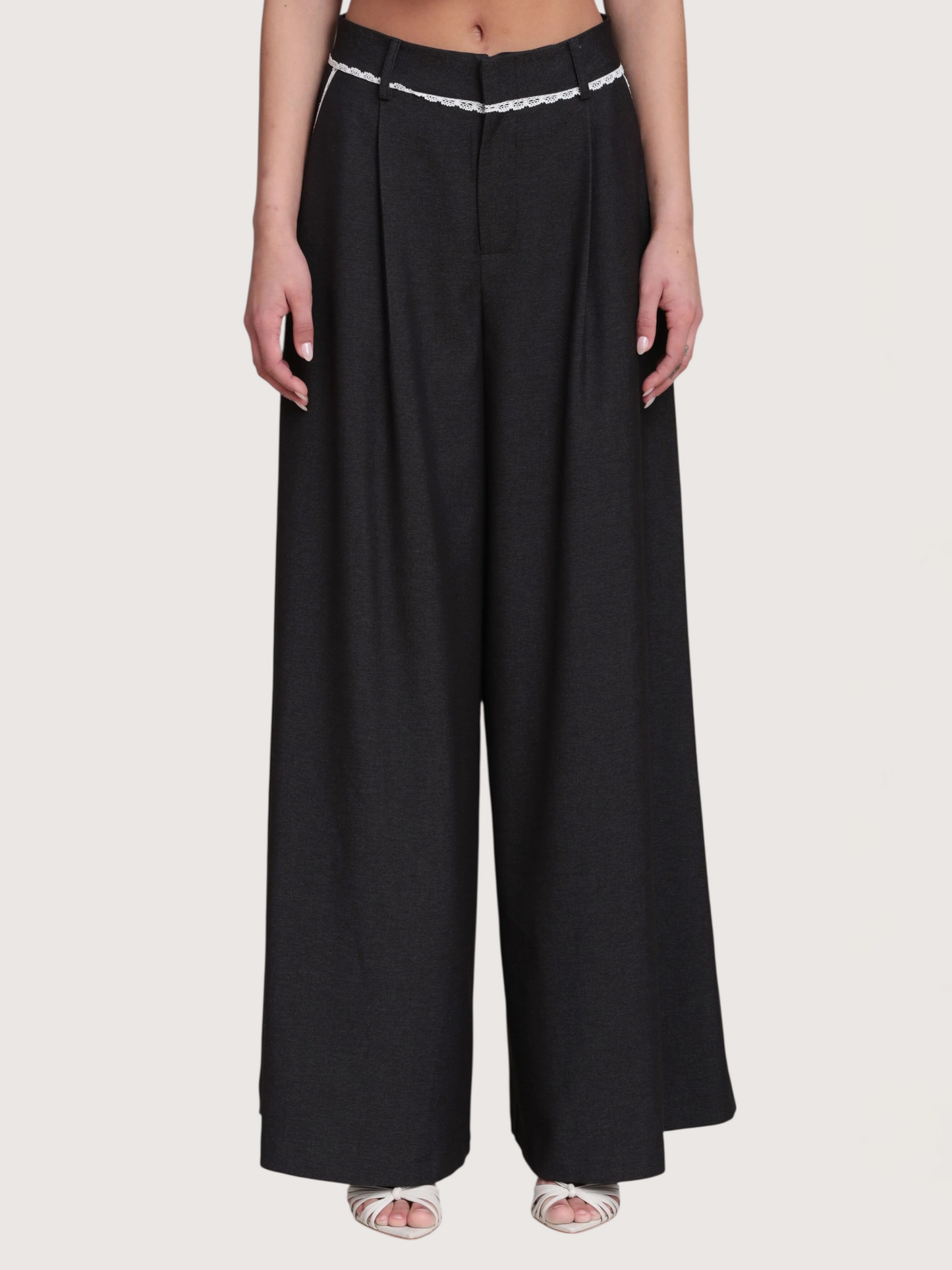 Avec Wide Leg Trouser