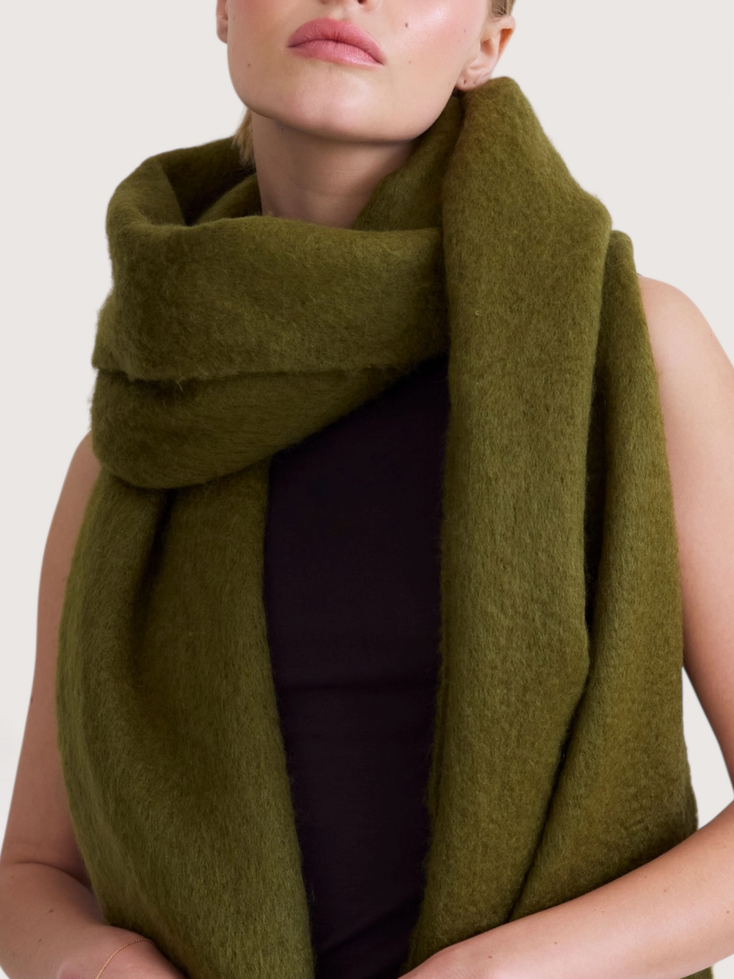 The Reykjavik Scarf | Olive